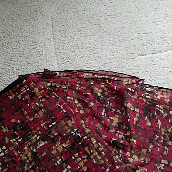 Wrapper Elastic waistband skirt with flowy bottom - Picture 4 of 4